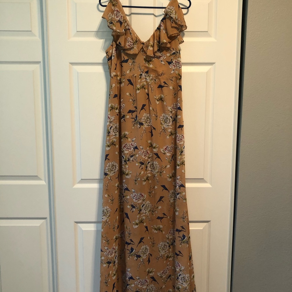 Davi and Dani maxi dress size L